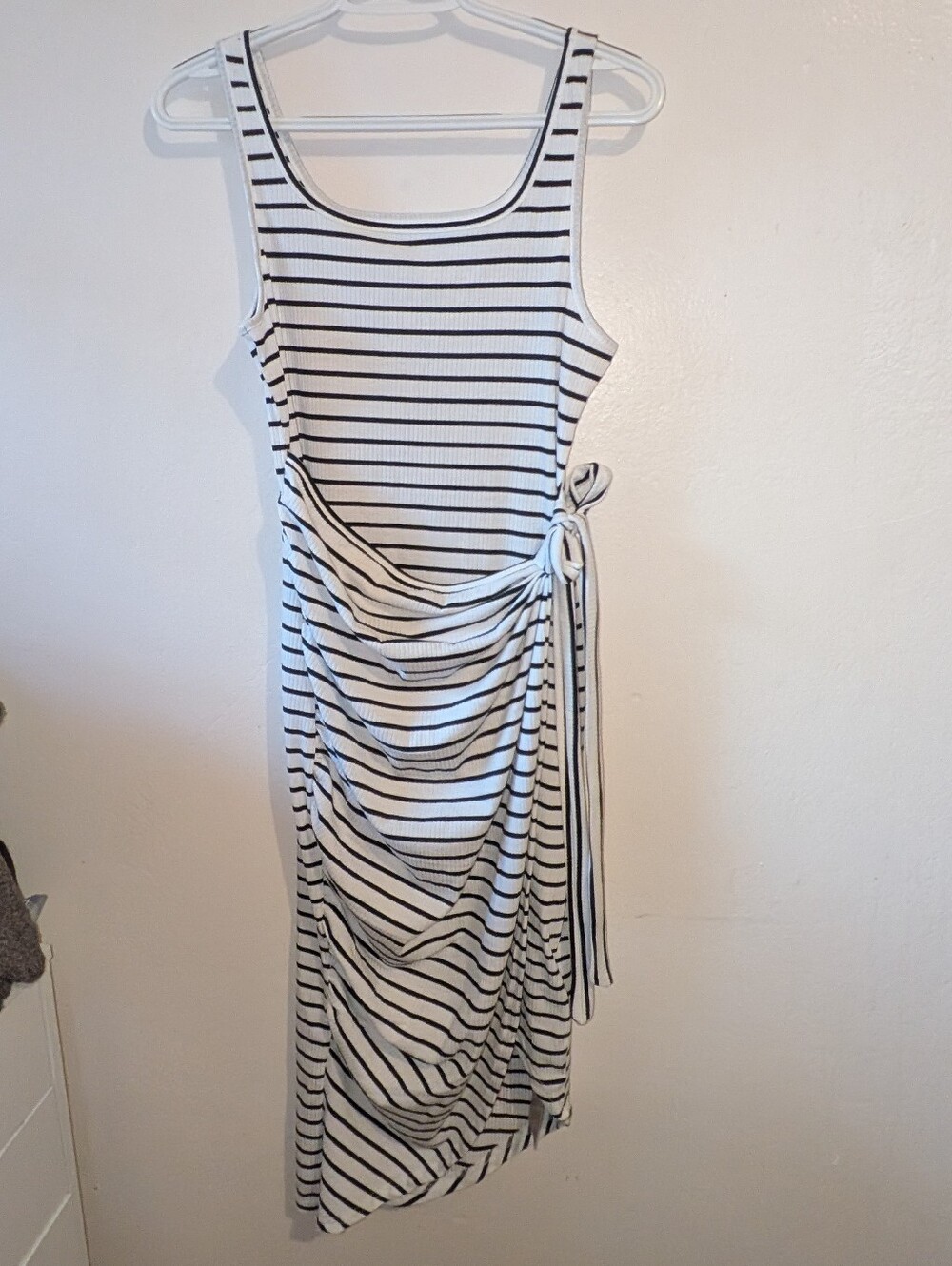 Black & White Striped Tie-Side Midi Dress with Scoop Neck